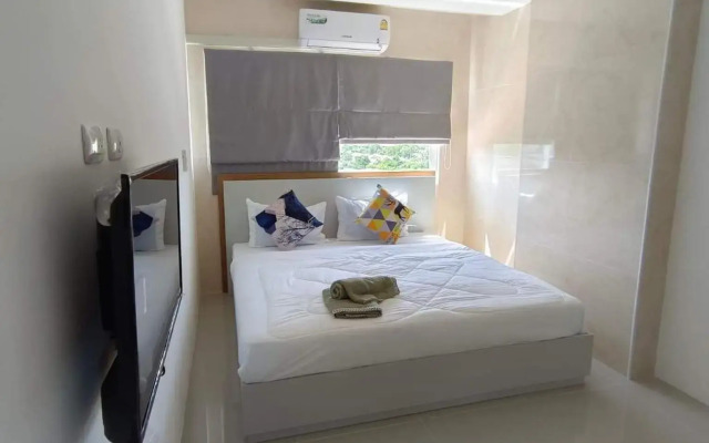Trio Gems Condo Beach