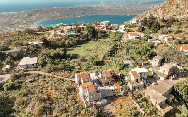 Agapi s Charming Retreat - Rustic Escape By Chania