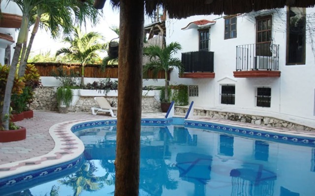 Las Brisas A201 by PRP