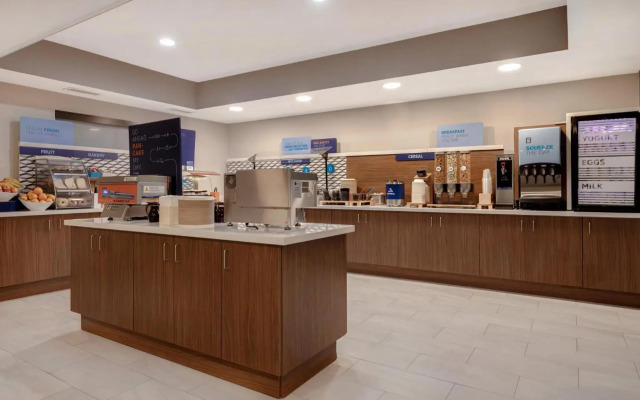 Holiday Inn Express & Suites Moab by IHG