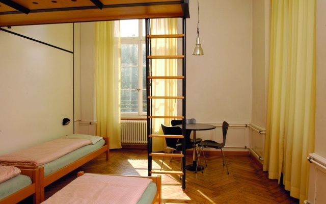 Youth Hostel Solothurn – Guest Rooms – Solothurn