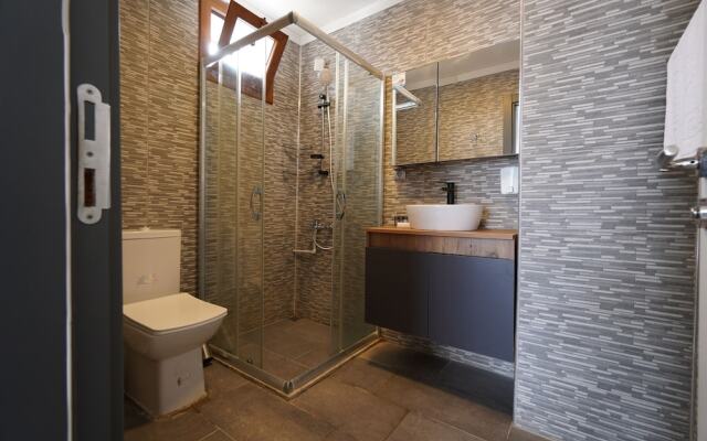 Stone House Foca Butik Otel