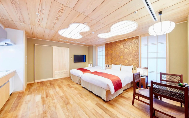 Sunrise Suites