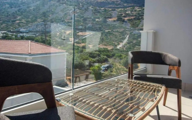 Nama Sea Side Suites