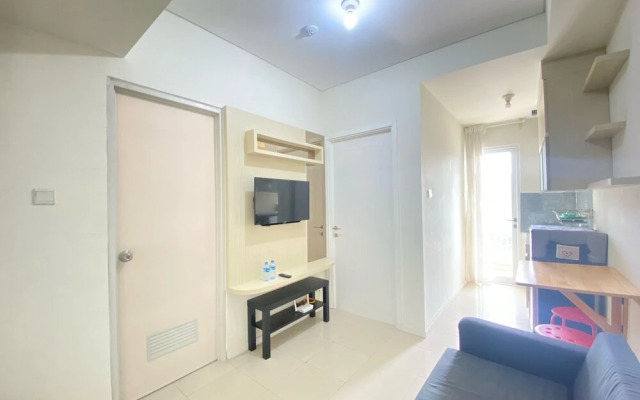 Serene 1Br Apartment At Parahyangan Residence