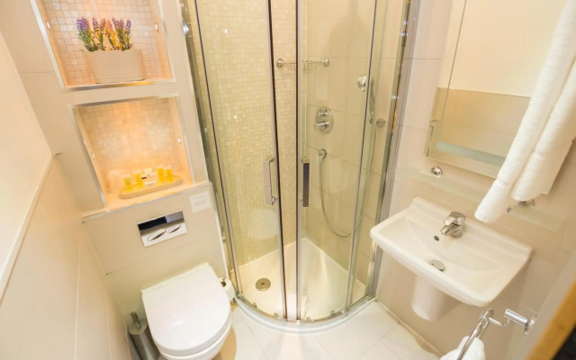 Arosfa Hotel London by Compass Hospitality