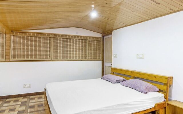 GuestHouser 1 BR Bed & Breakfast 83ac