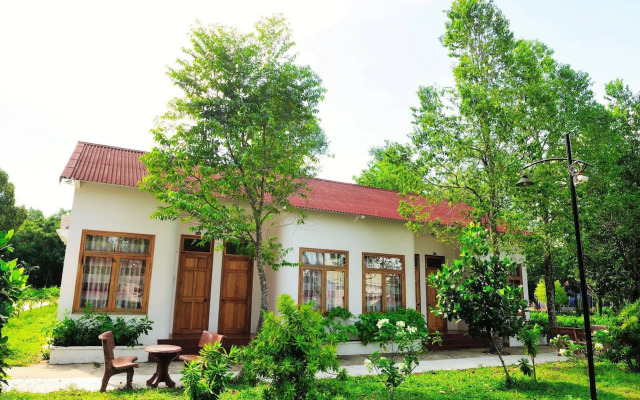 Tang Thanh Phat Resort