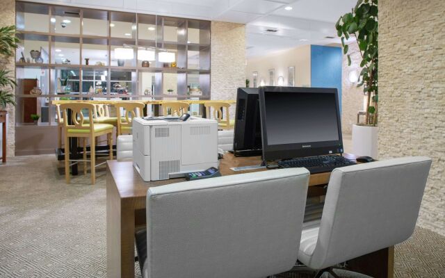 DoubleTree by Hilton Hotel Biloxi