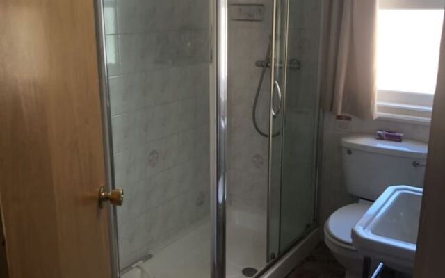 Kingsway GuestHouse