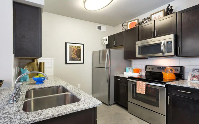 Capital Suites