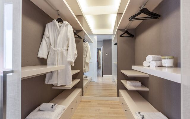 Home Club Bailen Apartments