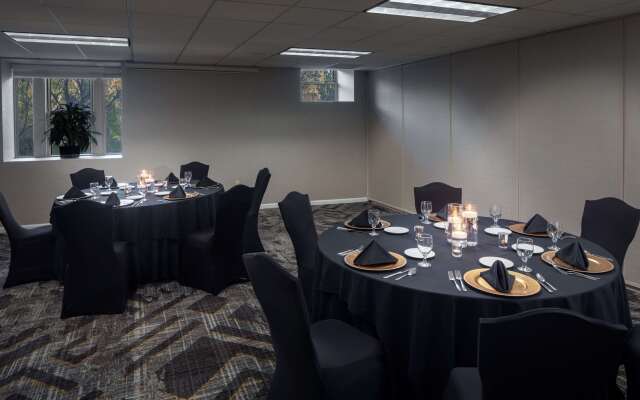 The Elms Hotel & Spa, a Destination by Hyatt Hotel