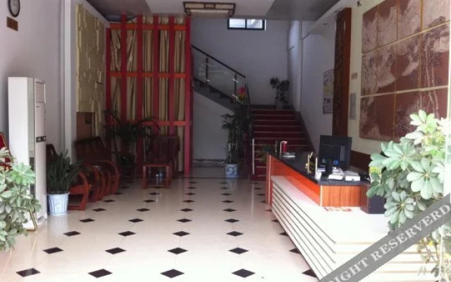 Junyi Hotel (Huangshan Tunxi Old Street)