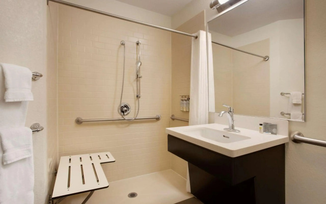 Sonesta Simply Suites Somerset