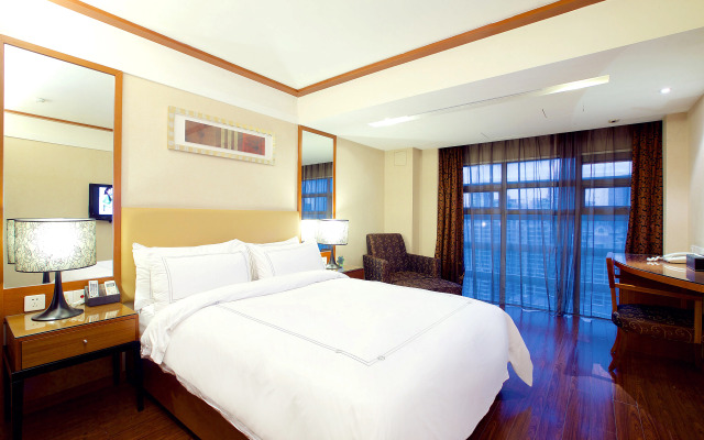 Sun Flower Hotel and Residence