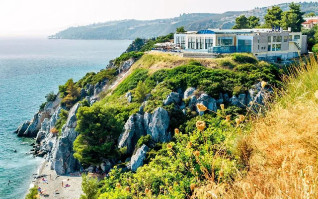 Xenios Loutra Village Beach Hotel