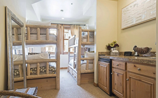 Lift Lodge Condo