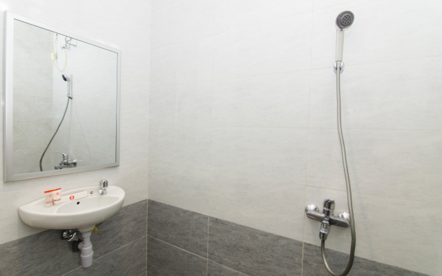 Super OYO 890 Dewi Fortuna Guest House