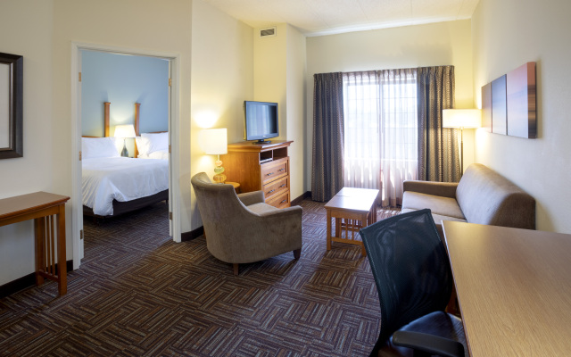 Staybridge Suites Minneapolis-Bloomington, an IHG Hotel