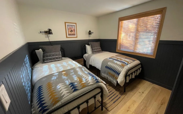 Pinedale Cozy Cabins