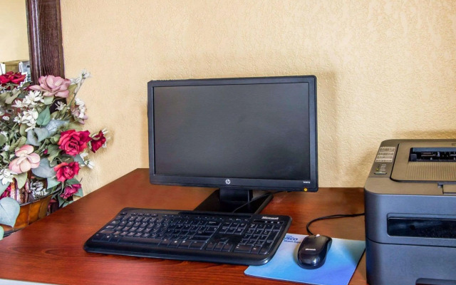 Econo Lodge Tonawanda