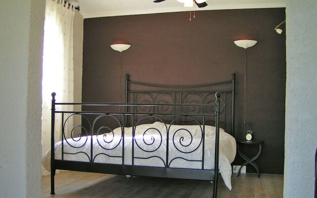 Cozy Cottage With Fenced Pool In A Quiet Area And 30 Km From The Mont Ventoux
