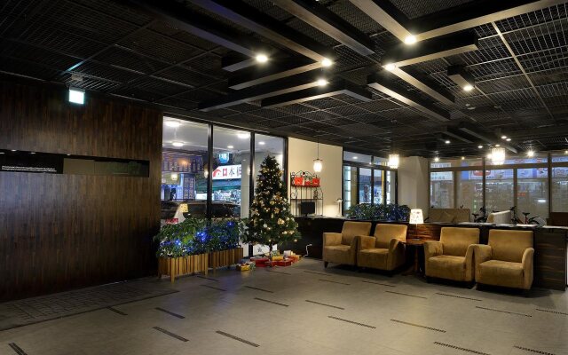 OLAH Poshtel - Taichung Station