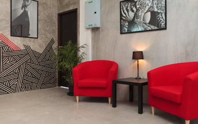 Kama Bangkok - Boutique Bed & Breakfast - Hostel