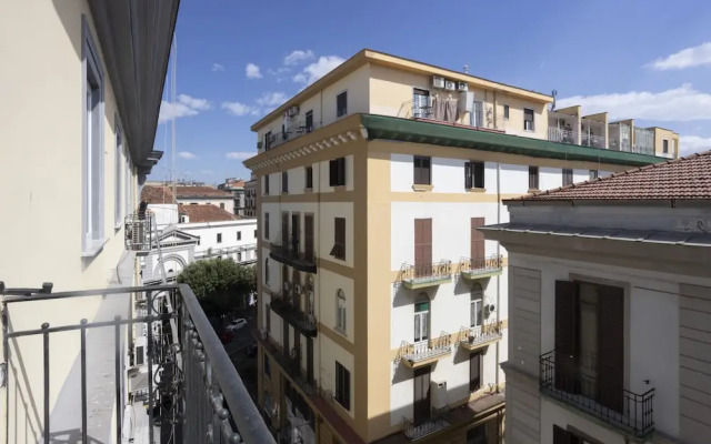 Giuly Suites & Rooms