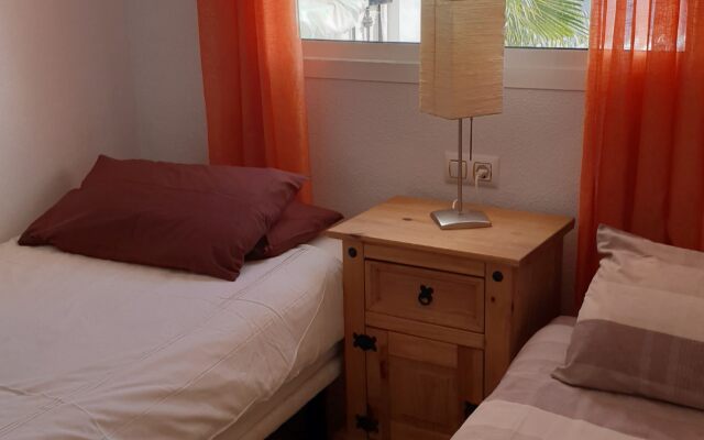 La Cinuelica R14, 1st flr apmt comm pool L126