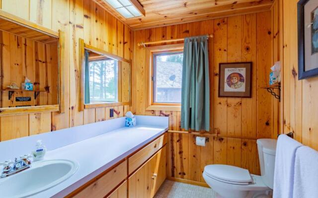 Lake Creek Lodge