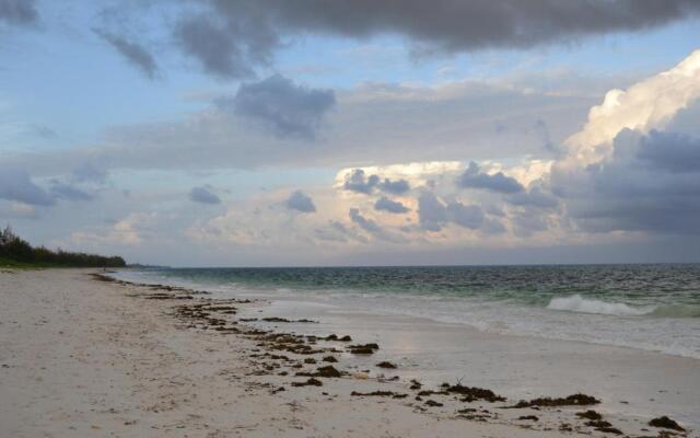 Watamu Beach Cottages B&B