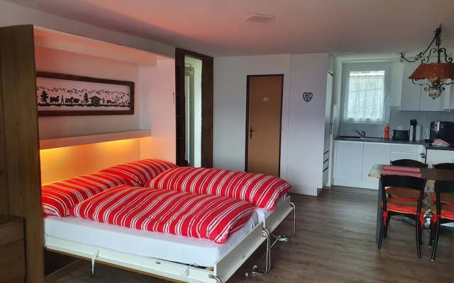 Studio for 2-4 Guests With Balcony and Panorama View – Guest Rooms – Emmetten