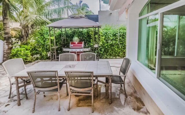 Casa Paraiso 4 Bedroom Home