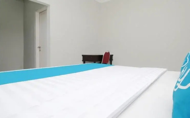 Krakatau Town House by Airy Rooms