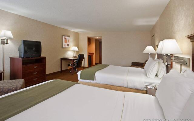 Holiday Inn Express Tiffin by IHG