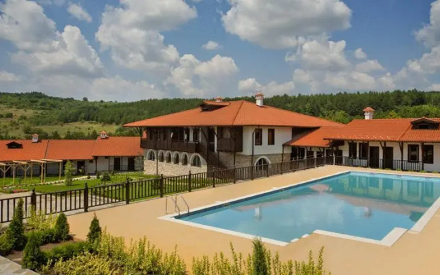 Rachev Hotel Residence