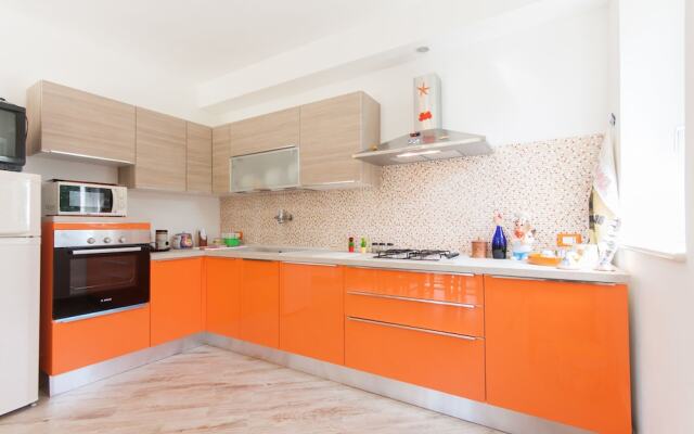 Villa with garden by Mondello Beach