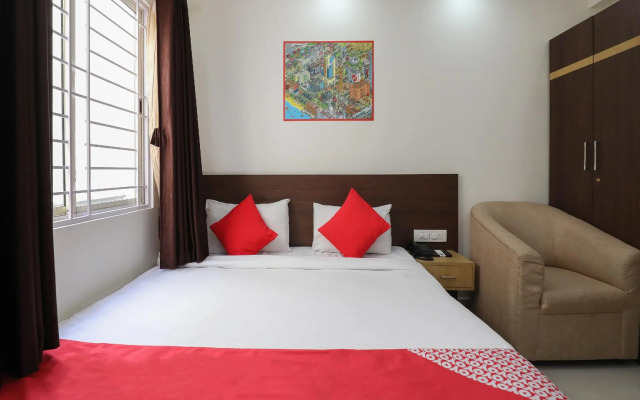 OYO 12544 Varcity Twin Towers