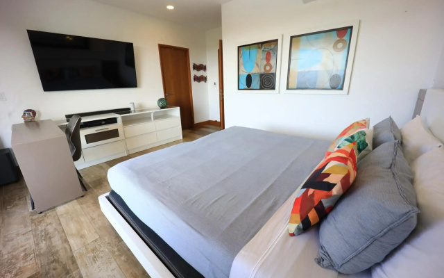 Brandnew Luxury 2Bdr condo✰Stunning view✰Fast wifi