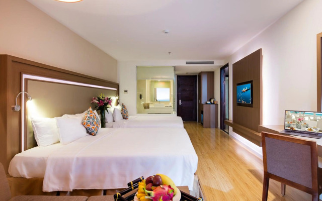 King Town Grand Hotel & Wedding Center