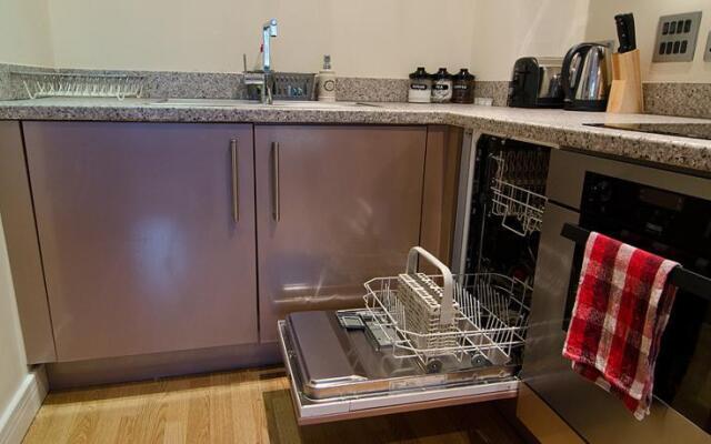 Easy Stay Apartments - Birmingham Broad St