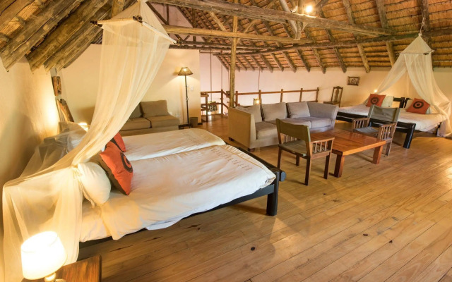 Sefapane Lodges and Safaris