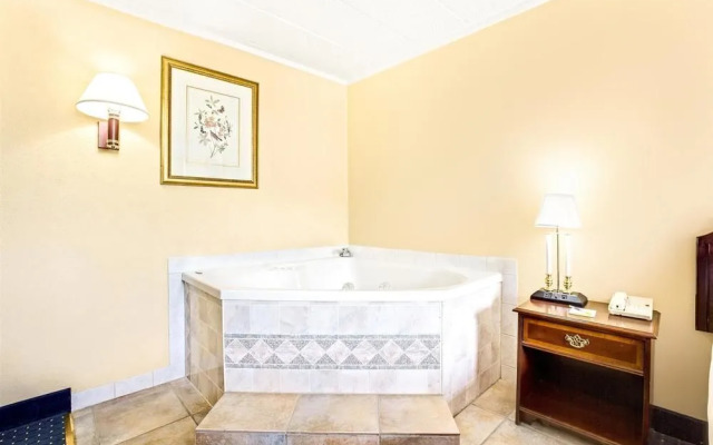 Days Inn Bath Hammondsport