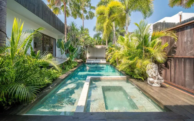 Luxueuse Villa Yogisurf 2 Canggu Piscine & Jacuzzi