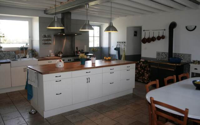 Le Moulin des Forges - Chambres d'Hôtes et Roulottes