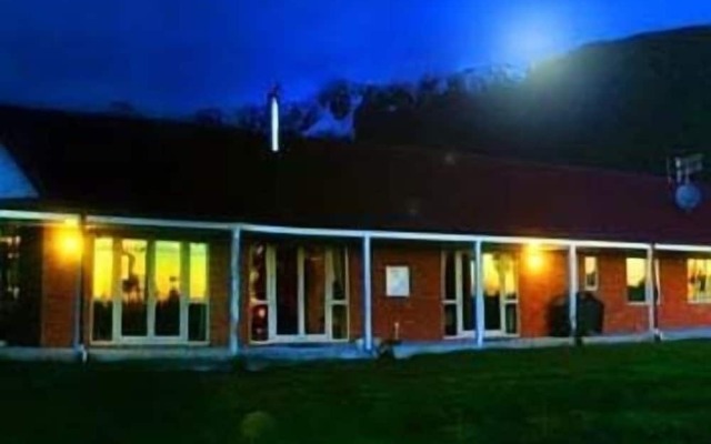Misty Peaks Guesthouse
