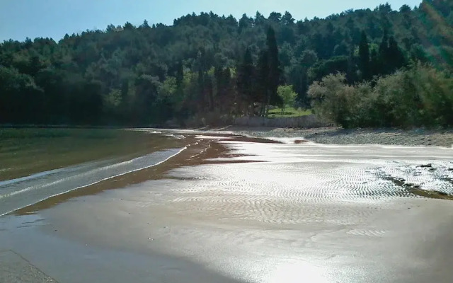 Stunning Home in Postira With 2 Bedrooms and Wifi