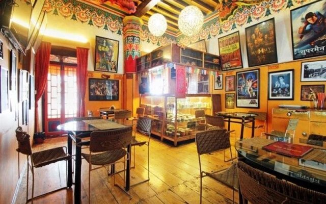 Domas Inn